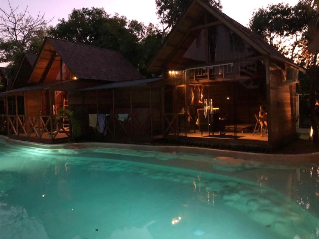Bali Lagoon Bungalows นูซาดูอา ภายนอก รูปภาพ